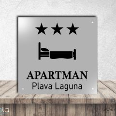 Tabla za apartman – srebrna